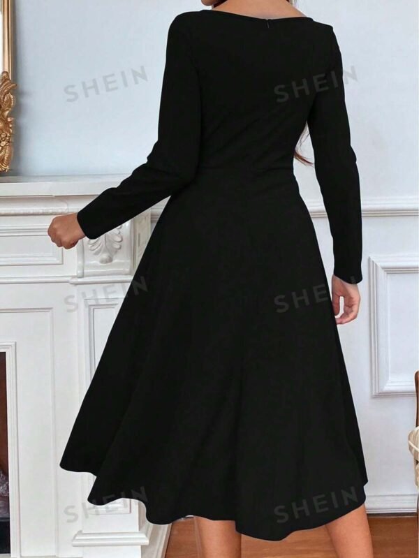 Vestido largo con cierre en la espalda y dobladillo plisado - Imagen 2