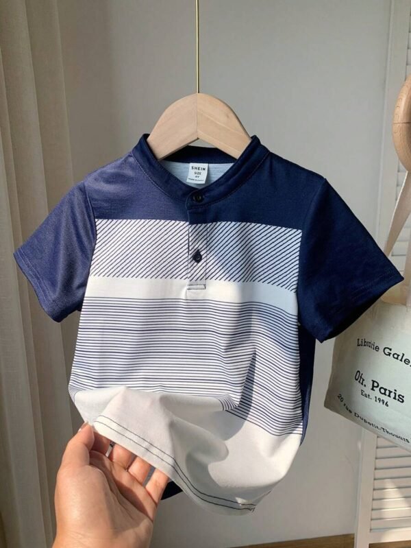Camisa Tipo Polo Holgada Y Tejida Con Cuello Vertical