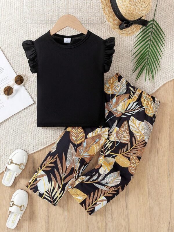 Blusa unicolor y pantalones estampados con plantas para niña