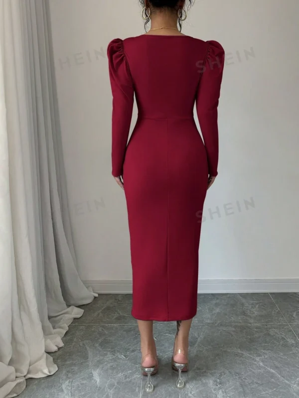 Vestido elegante para mujer con escote cuadrado - Imagen 2