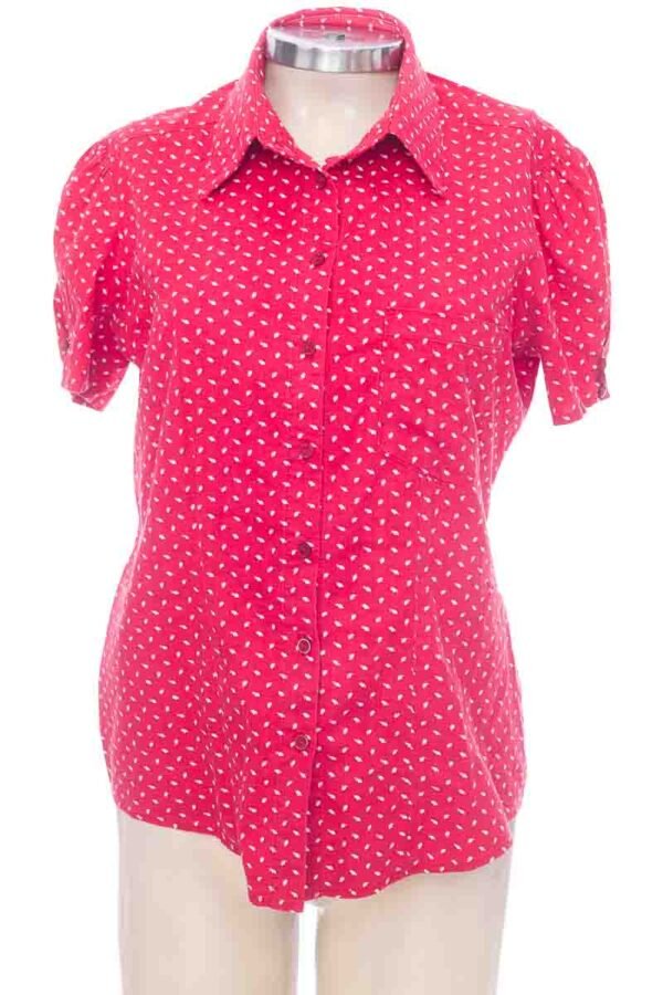 Camiseta estilo camisero