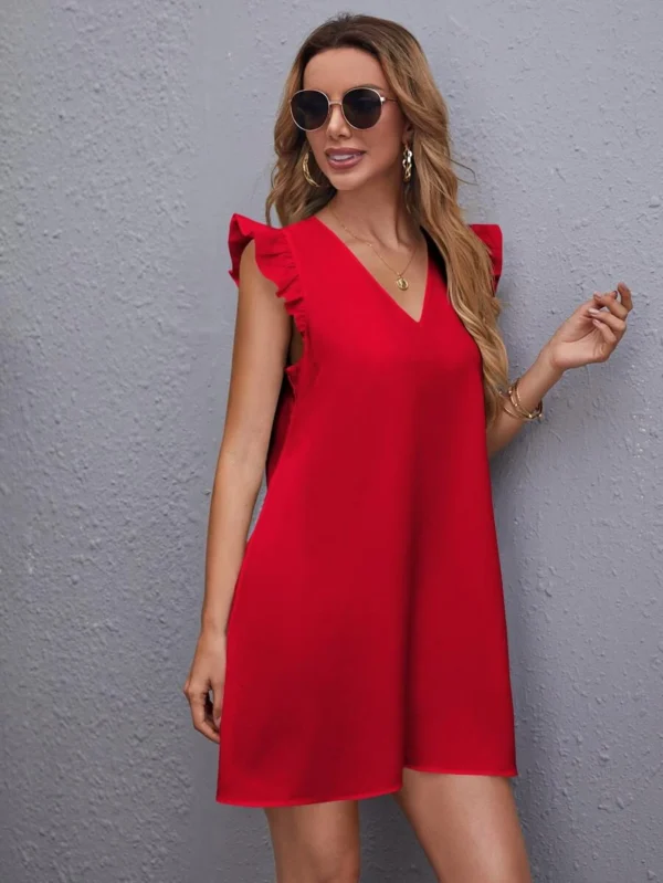 Vestido túnico unicolor de sisa con fruncido y escote V