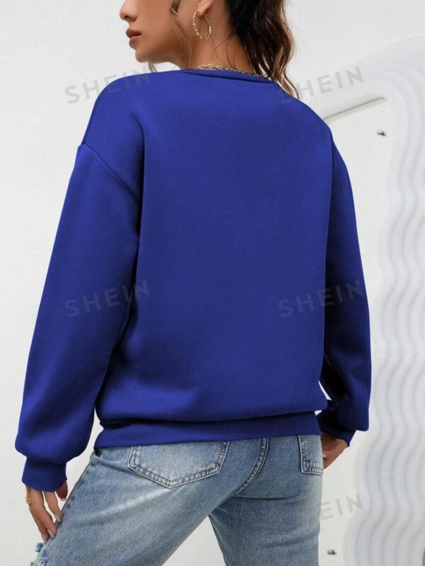 Sudadera con estampado de corazón y hombros caídos - Imagen 3
