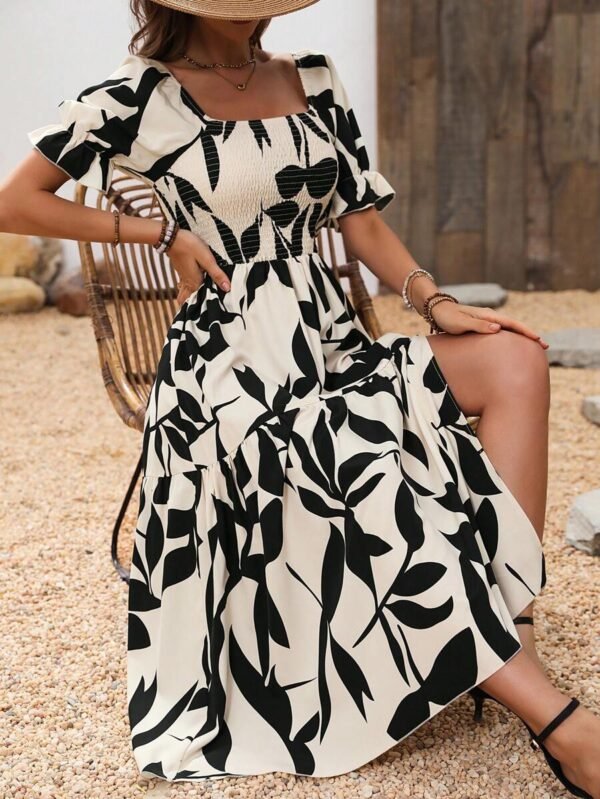 Vestido largo de verano con estampado de plantas