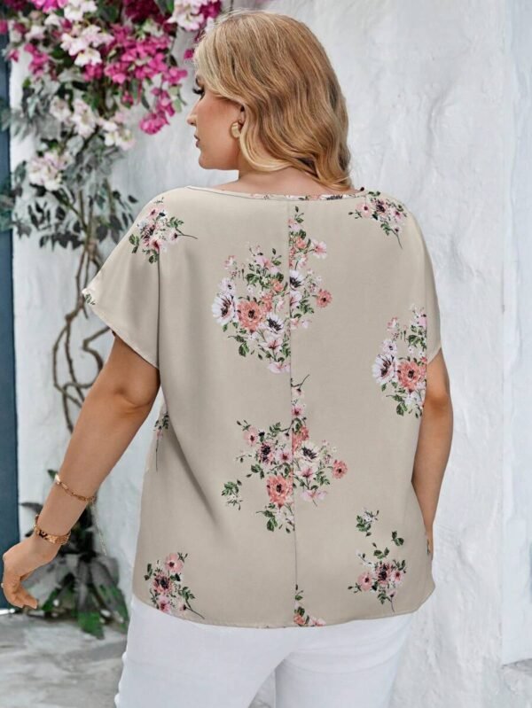 Blusa estampada con flores para mujeres de talla grande - Imagen 3