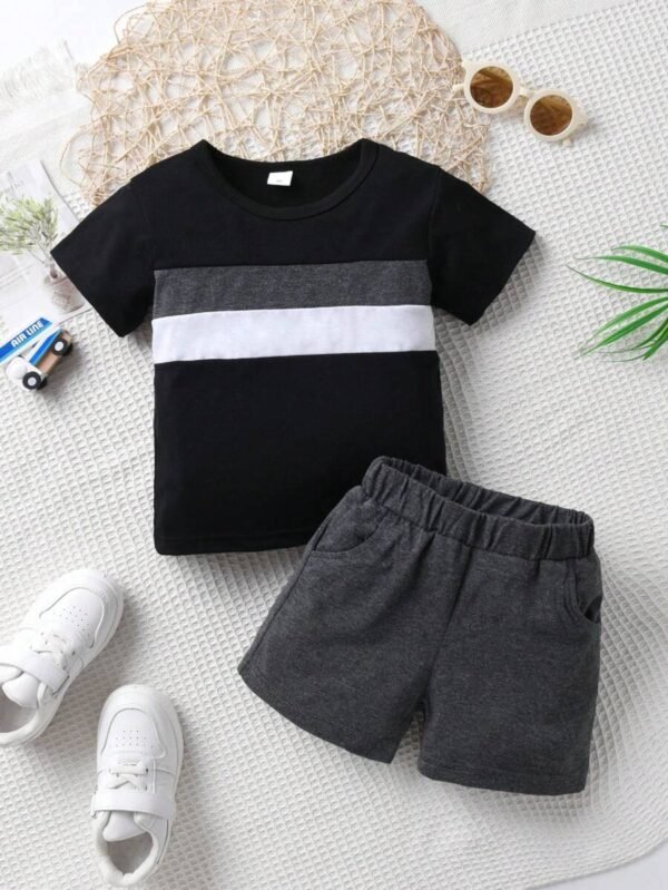 Conjunto de camiseta de manga corta y pantalones cortos para niño