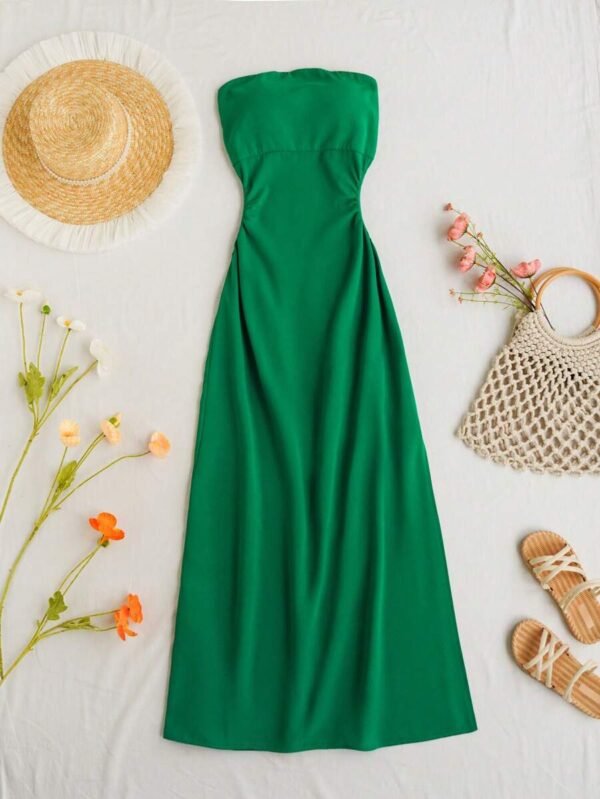 Vestido de línea A romántico de color verde con escote sin tirantes