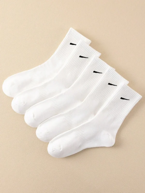 5 pares de calcetines largos casuales blanco y negro para mujer - Imagen 2
