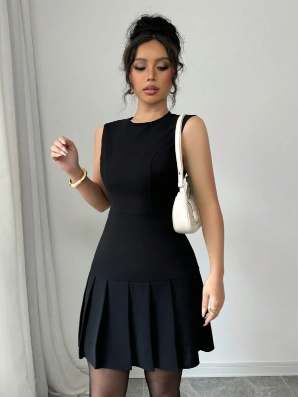 Vestido negro mini elegante unicolor para mujer