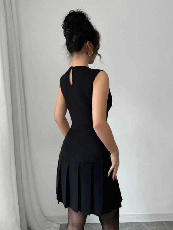 Vestido negro mini elegante unicolor para mujer - Imagen 2