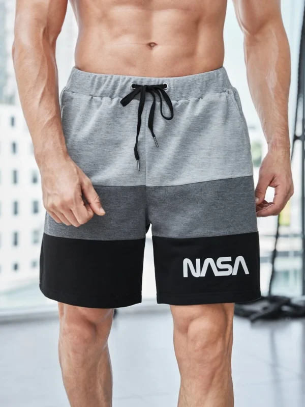 Shorts deportivos de hombre con cordón y cintura - Imagen 2