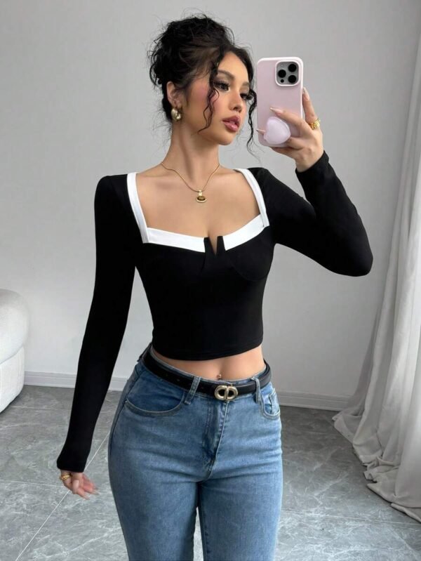 Camiseta gráfica de corte cropped para mujer