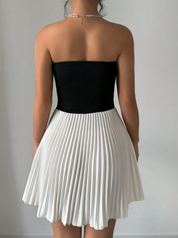 Vestido corto de tubo con dobladillo plisado de dos tonos - Imagen 3
