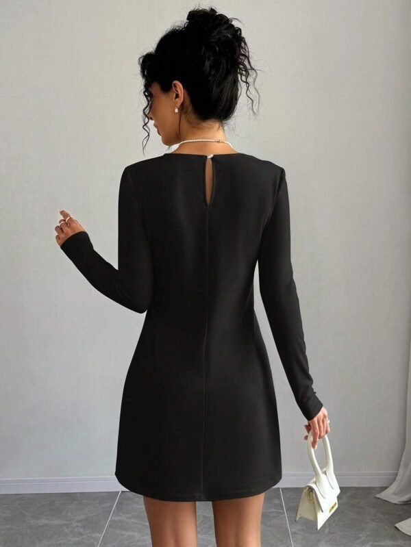 Vestido elegante de manga larga con cuello redondo - Imagen 3