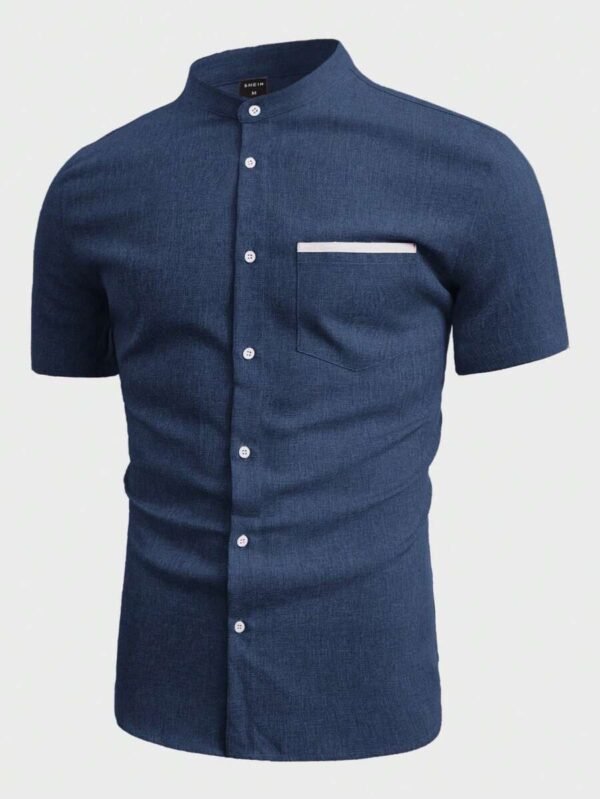 Camisa con parche de bolsillo con botón para hombre
