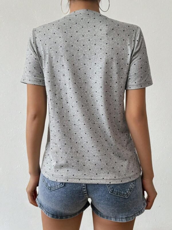 Camiseta casual de cuello redondo y manga corta para mujer - Imagen 3