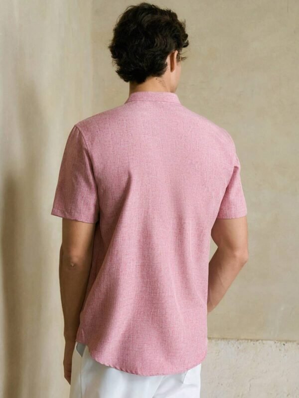 Camisa de manga corta con botones y cuello de pico para hombres - Imagen 3