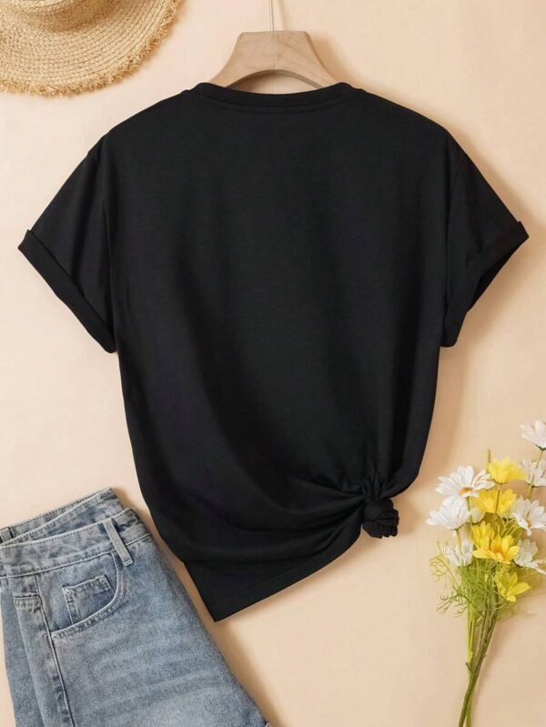 Camiseta de mujer con estampado de letras y cuello alto - Imagen 3