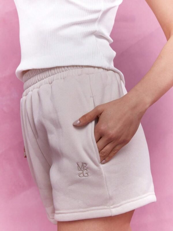 Shorts de sudadera con logo bordado