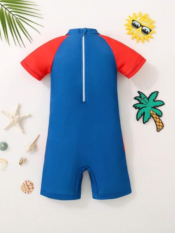 Traje de baño de una pieza para niño con diseño de contraste de color - Imagen 2