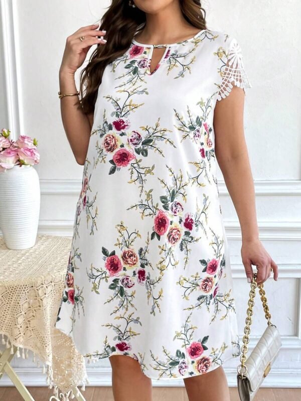 Vestido elegante de talla grande con estampado floral