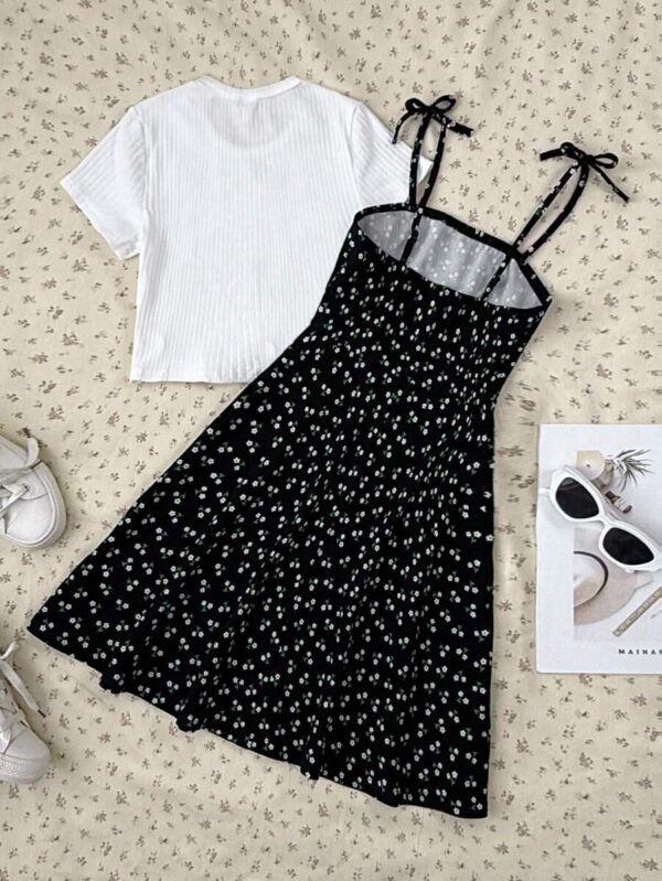 Camiseta corta ajustada de punto blanca y vestido de tirantes para chicas - Imagen 3