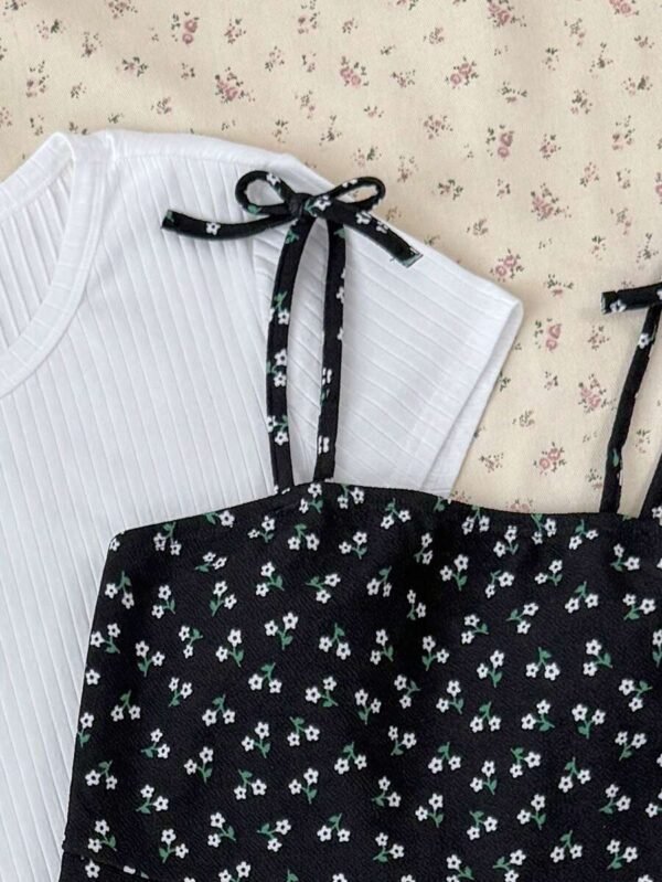 Camiseta corta ajustada de punto blanca y vestido de tirantes para chicas - Imagen 2