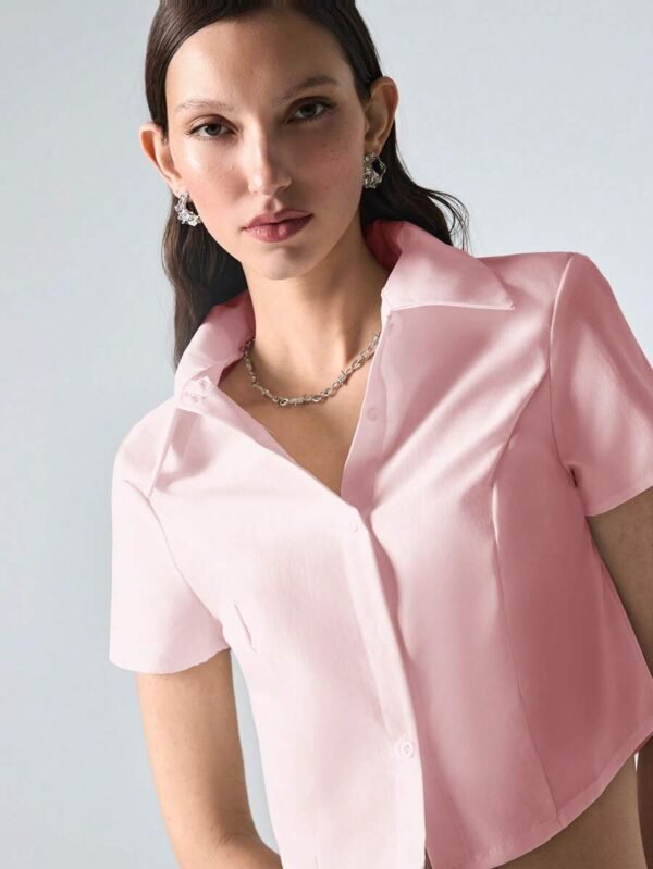 Camisa blanca de verano con botones para mujer - Imagen 2