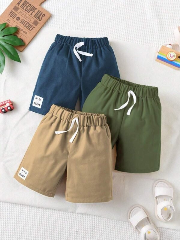 Shorts con diseño de parche de letra de cintura con cordón