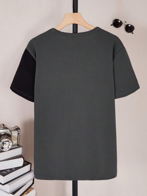 Camiseta de manga corta con cuello redondo para chicos - Imagen 3
