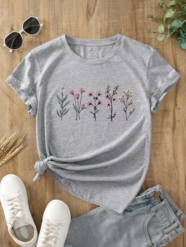 Camiseta de mujer con estampado floral de manga corta