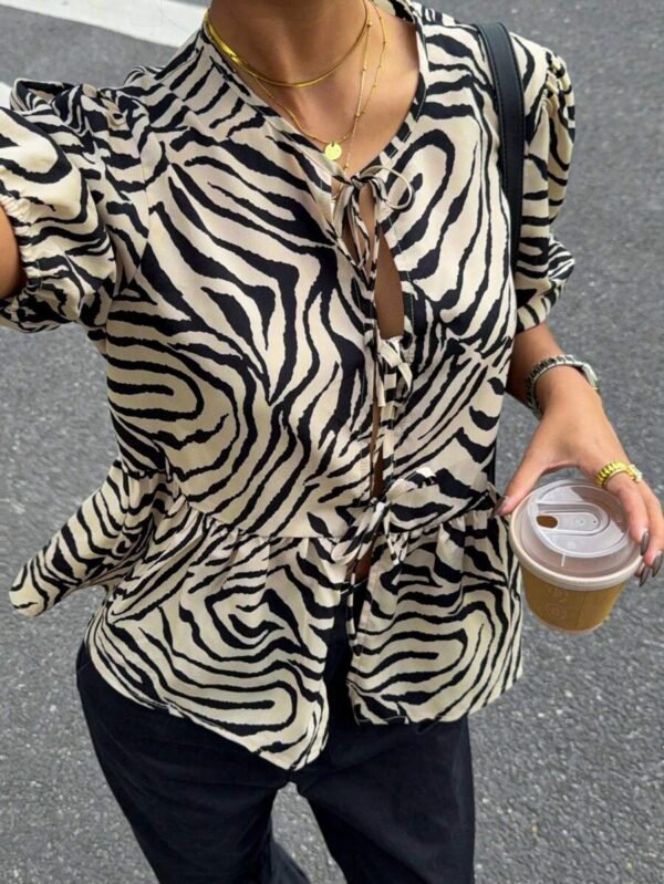 Camisa de mujer de cuello redondo de manga corta - Imagen 2