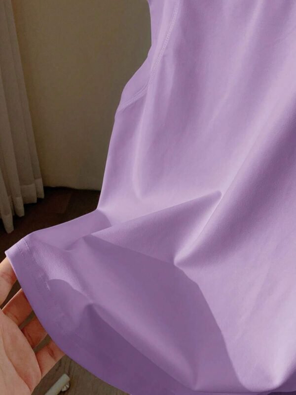 Camiseta casual de cuello redondo y hombros caídos de color liso para mujer - Imagen 2