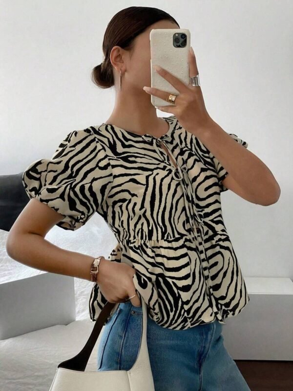 Camisa de mujer de cuello redondo de manga corta