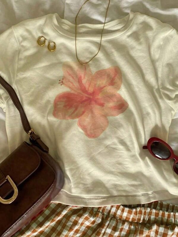Camiseta sencilla de mujer con cuello redondo y manga corta - Imagen 2