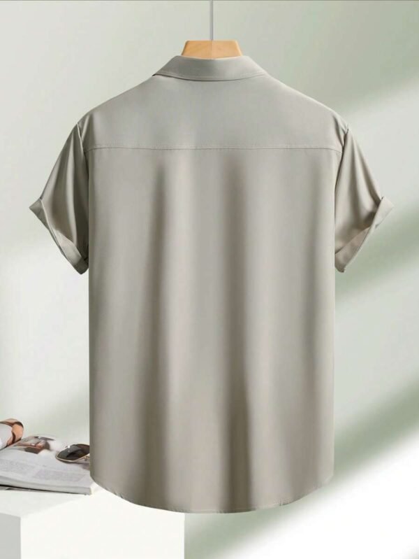 Camisa casual de manga corta de un solo pecho y bolsillo - Imagen 2