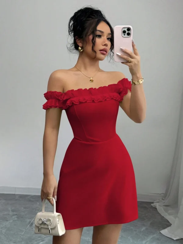 Vestido romántico de mujer con cuello de volantes - Imagen 3