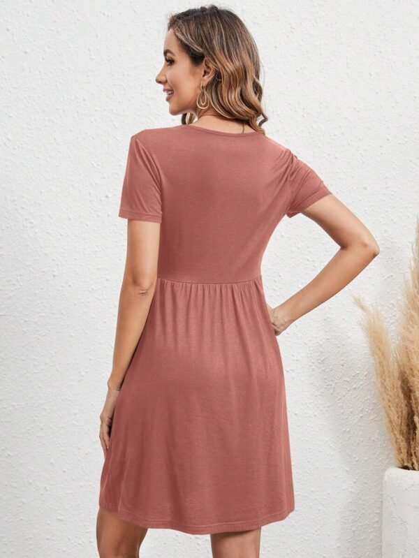 Vestido Con Manga Corta Y Cuello Redondo En Colores Sólidos - Imagen 3