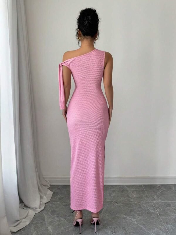 Vestido largo elegante, sexy y lindo de unicolor con hombro oblicuo - Imagen 3