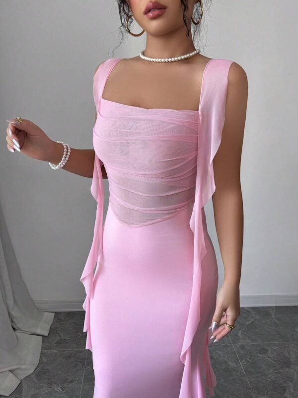Vestido ajustado y elegante de color rosa romántico - Imagen 2