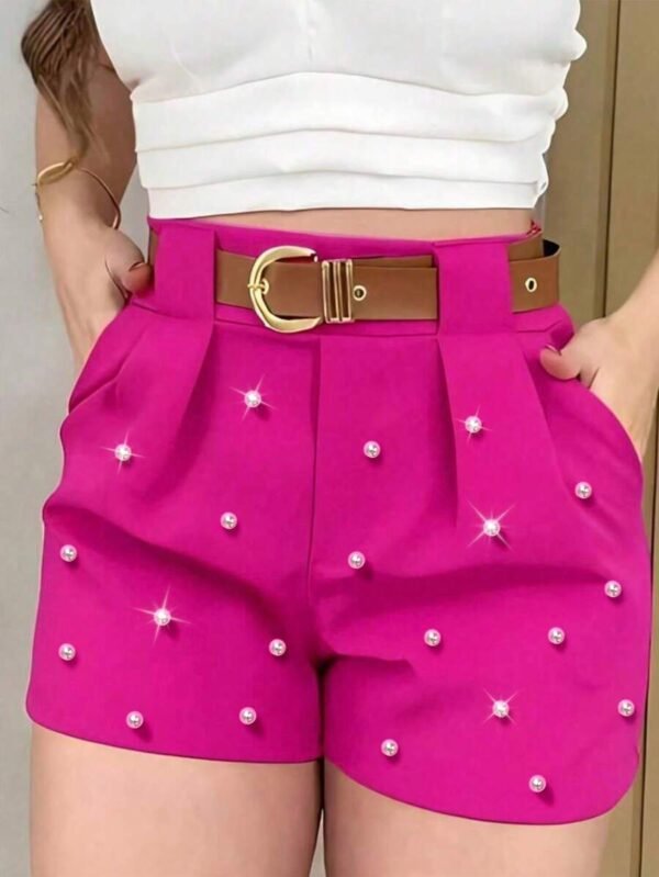 Short casual para mujer con decoración de cuentas