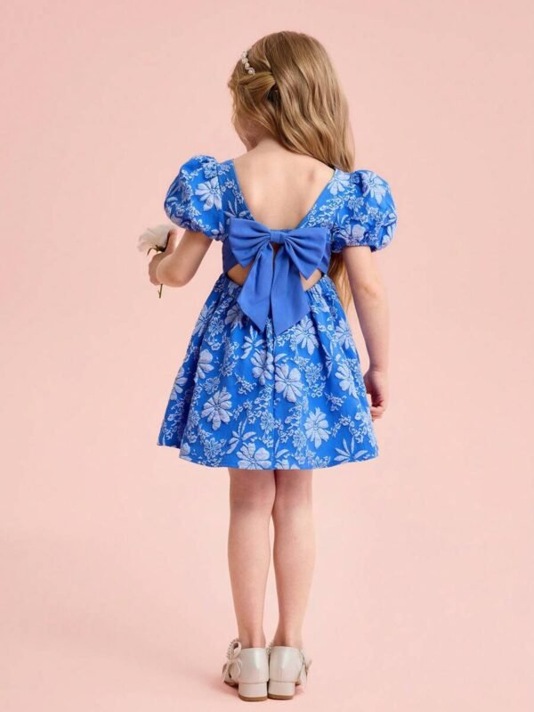 Vestido azul sin mangas de niña con gran lazo decorativo - Imagen 3