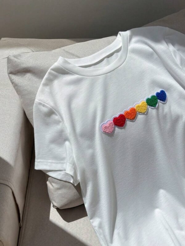 Camiseta de mujer de cuello redondo y manga corta - Imagen 2