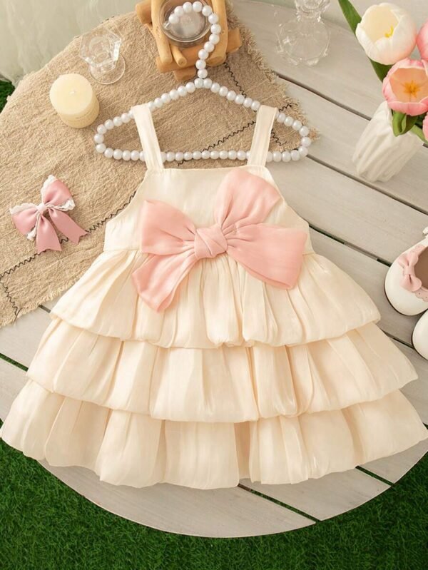 Vestido de princesa de niña pequeña para el verano con bloqueo de color