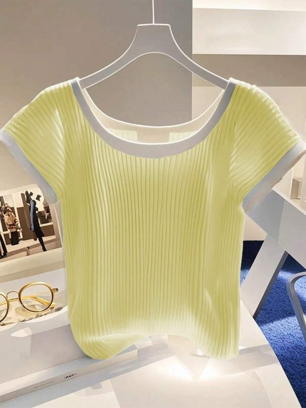 Camiseta de manga corta ajustada de punto con bloques