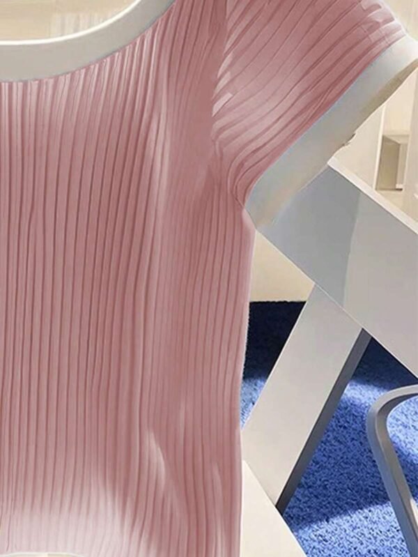 Camiseta de manga corta de punto ajustada de estilo francés - Imagen 3