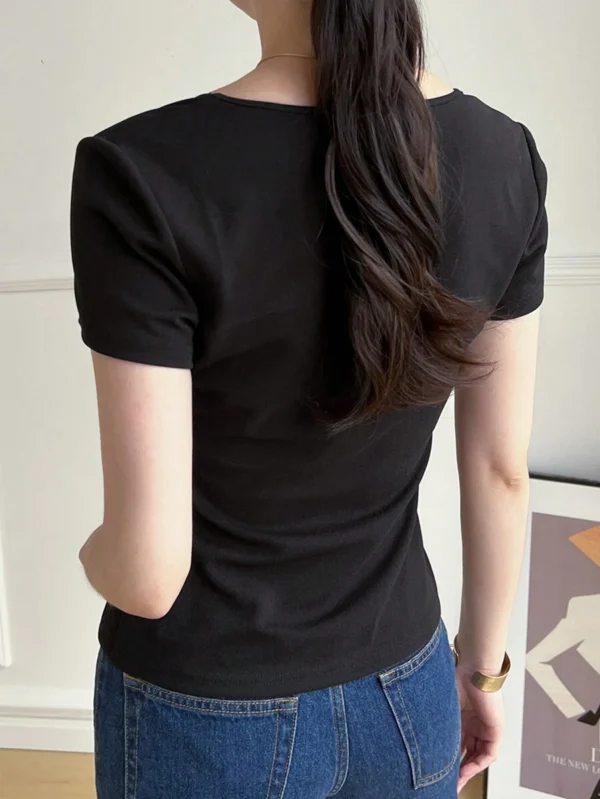 Camiseta de verano para mujer de manga corta con cuello de corazón - Imagen 3