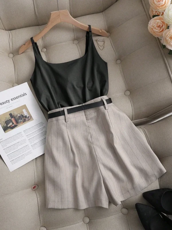 Pantalones capri de patas anchas, estilo cargo suelto con estampado de rayas - Imagen 3