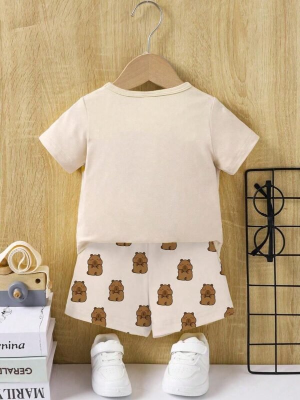 Conjunto informal de camiseta y pantalones cortos con estampado - Imagen 3