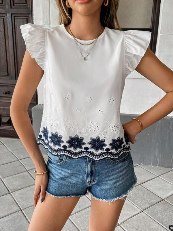 Blusa de mujer con mangas de volantes, diseño calado - Imagen 2